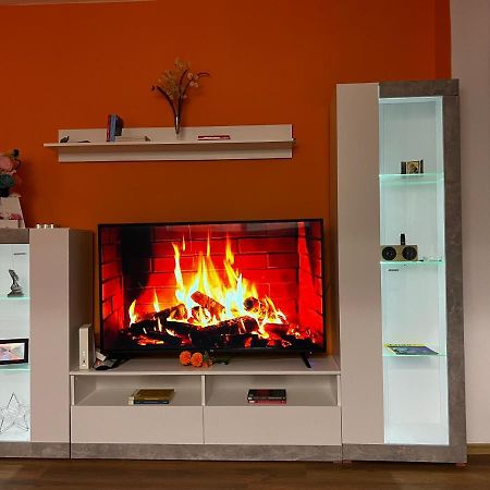 Crisshome1 Bukareszt Zewnętrze zdjęcie