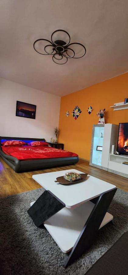Crisshome1 Bukareszt Zewnętrze zdjęcie